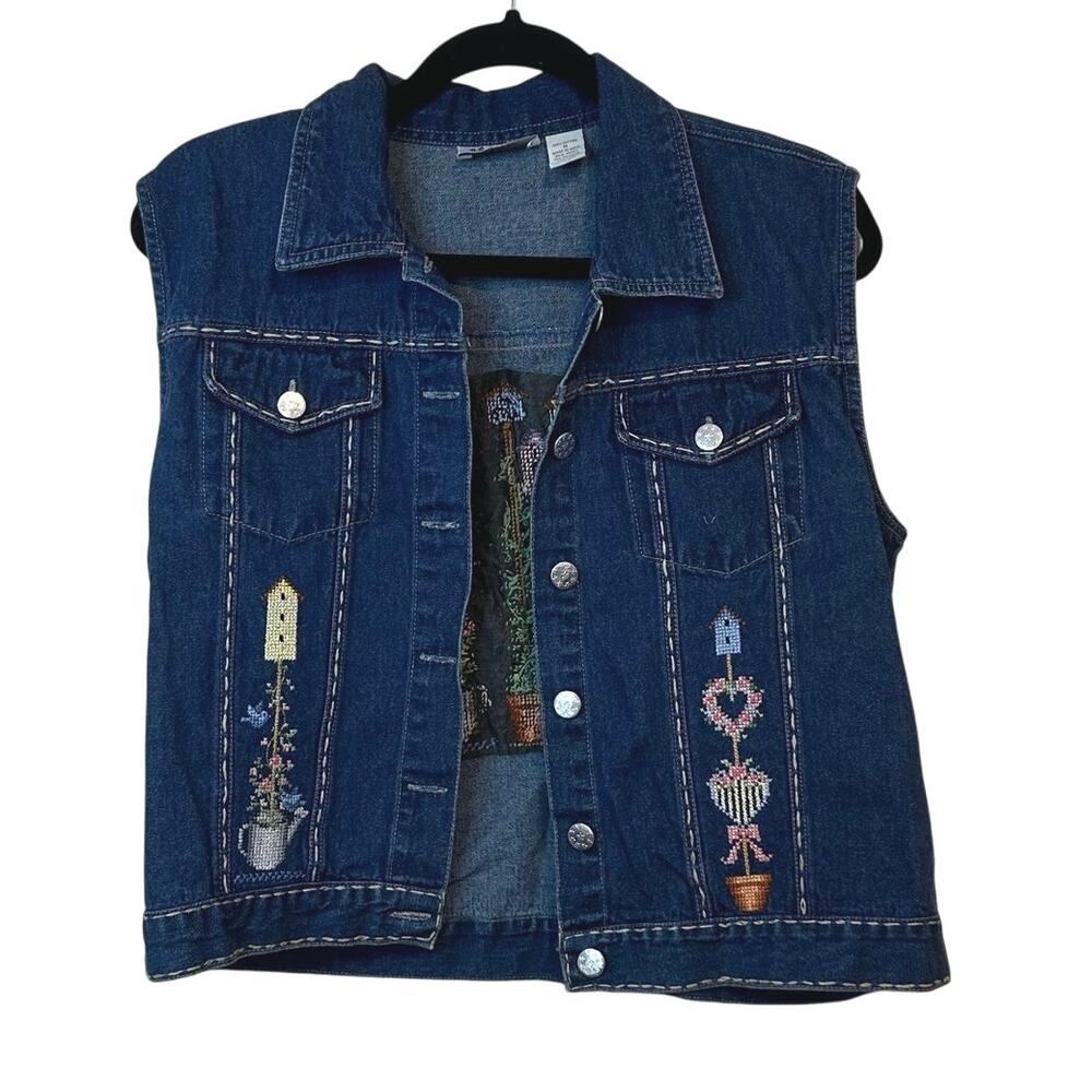 Marisol‎ Denim Vest Jacket Size M Cross-Stitch Embroidered Design Flowers Plants